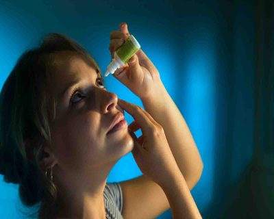 How To Put in Eye Drops