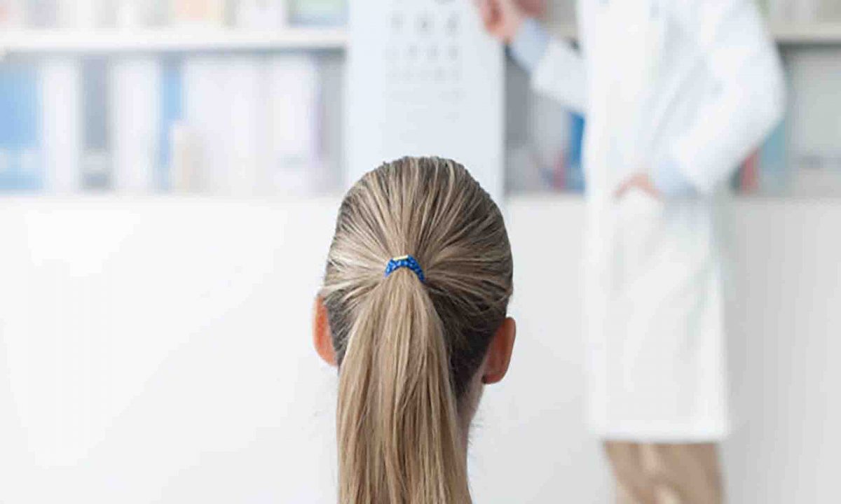 Pros and Cons of LASIK Eye Surgery